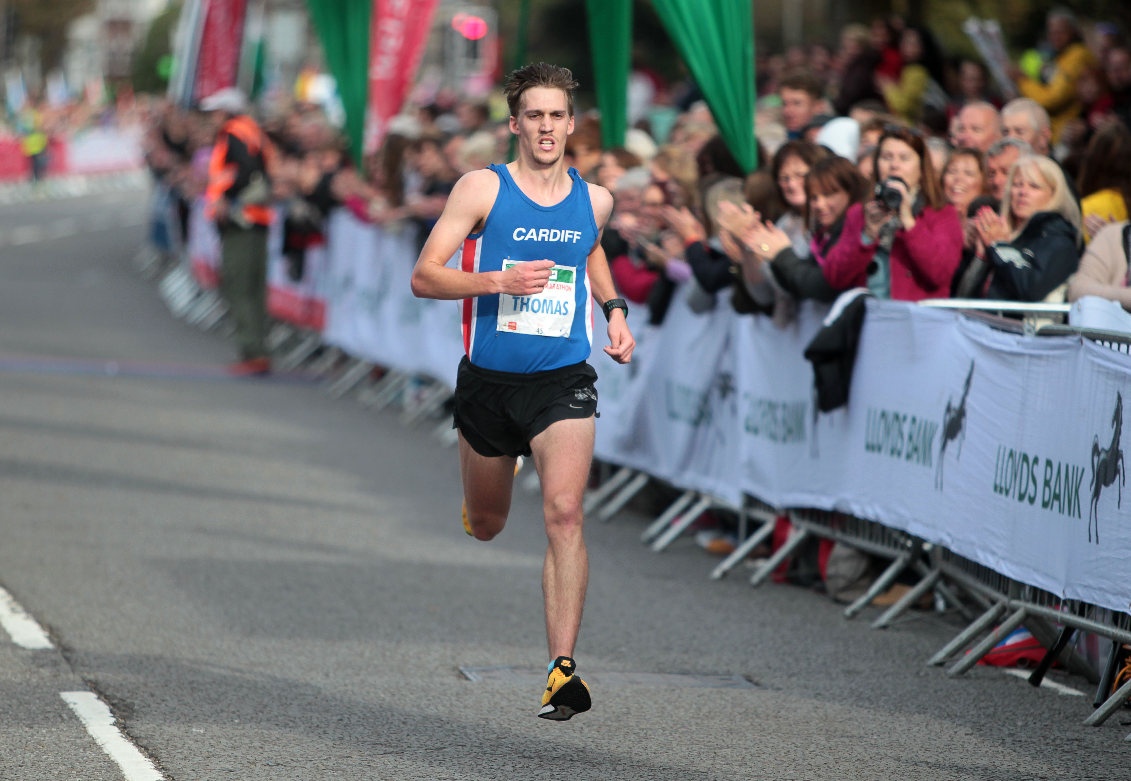 05.10.14 - Cardiff Half Marathon - Ieuan Thomas© Huw Evans Picture Agency